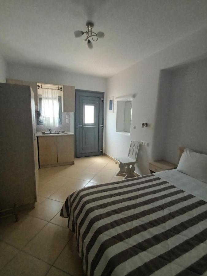 Theofanis Studios Agia Anna  Bagian luar foto