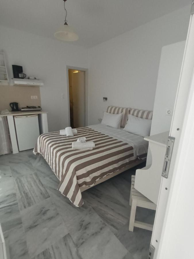 Theofanis Studios Agia Anna  Bagian luar foto