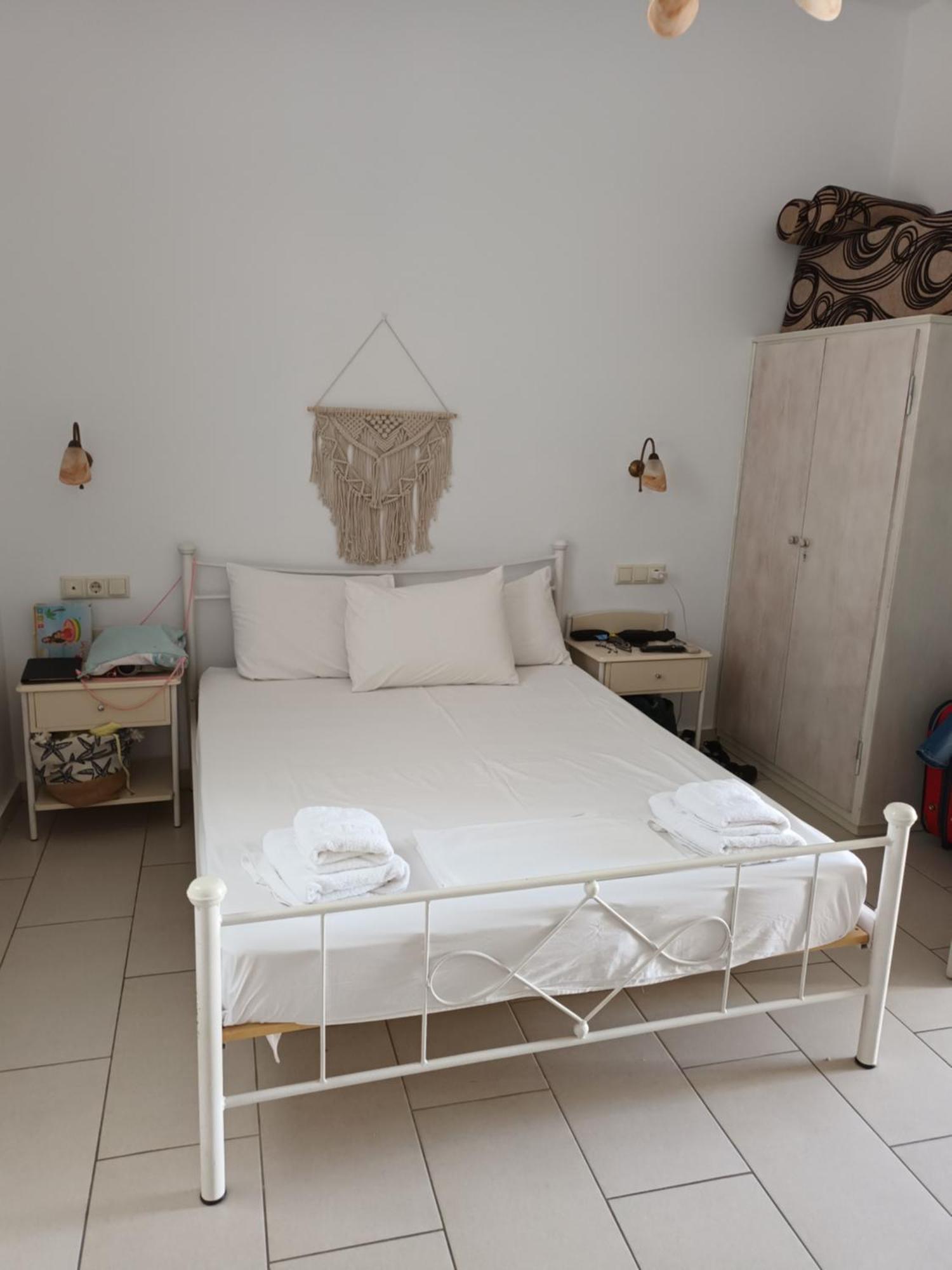 Theofanis Studios Agia Anna  Bagian luar foto
